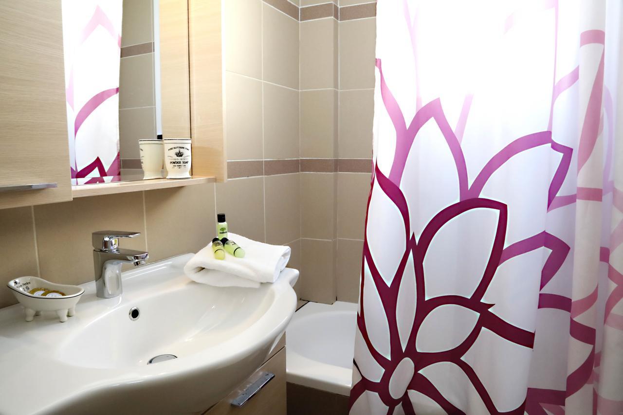 Metaxourghio Boutique Apartment アテネ エクステリア 写真